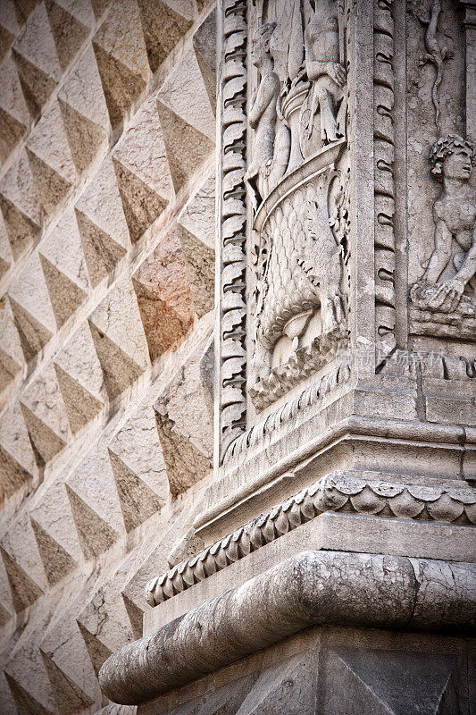 Palazzo dei Diamanti Detail，意大利文艺复兴建筑